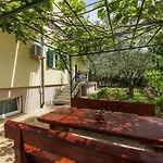 Jenny-1 By Interhome Poreč