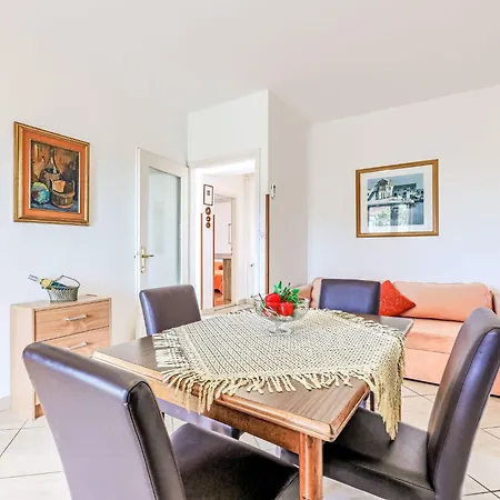 Jenny-1 By Interhome بوريتش