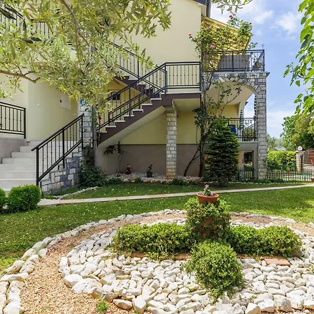 Apartament Jenny-1 By Interhome Poreč