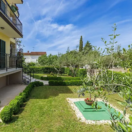 Jenny-1 By Interhome Apartament Poreč