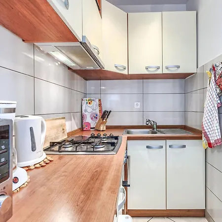 Apartamento Jenny-1 By Interhome Poreč