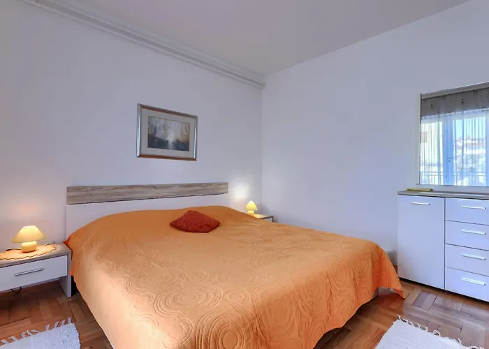 Jenny-1 By Interhome