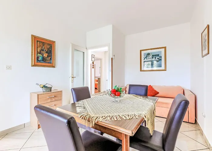 Jenny-1 By Interhome Poreč