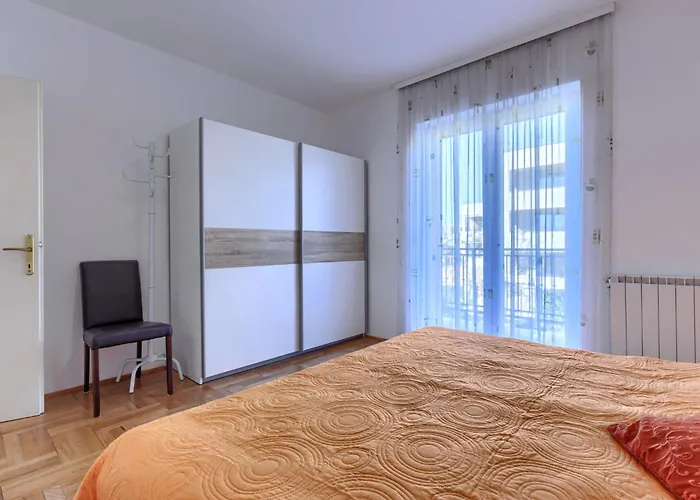 Jenny-1 By Interhome Poreč