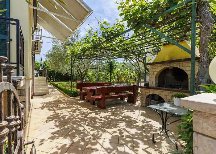 Jenny-1 By Interhome Lejlighed Poreč