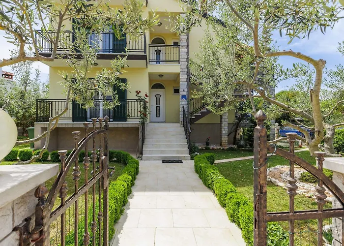 Apartmán Jenny-1 By Interhome Poreč